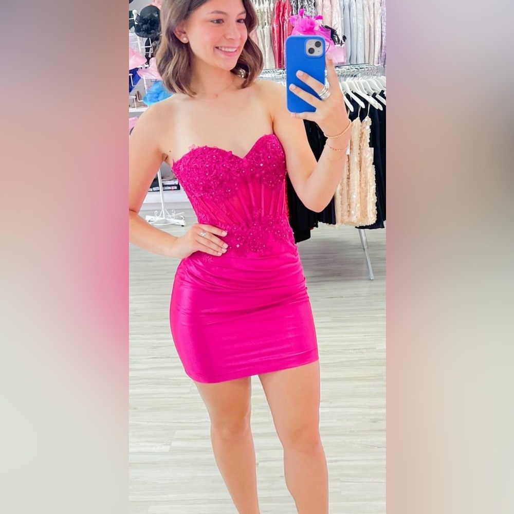 Dress Homecoming, Prom or Cocktail